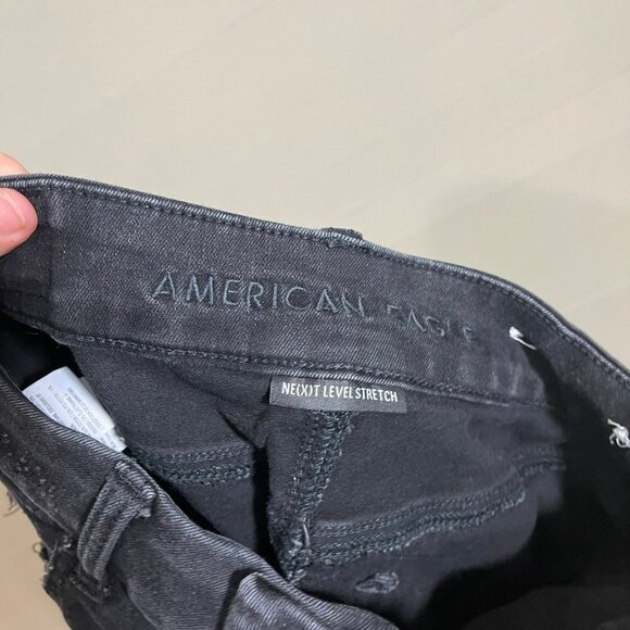 American Eagle Black Curvy Hi Rise Mini Skirt Black Distressed SZ 2 - Picture 5 of 7